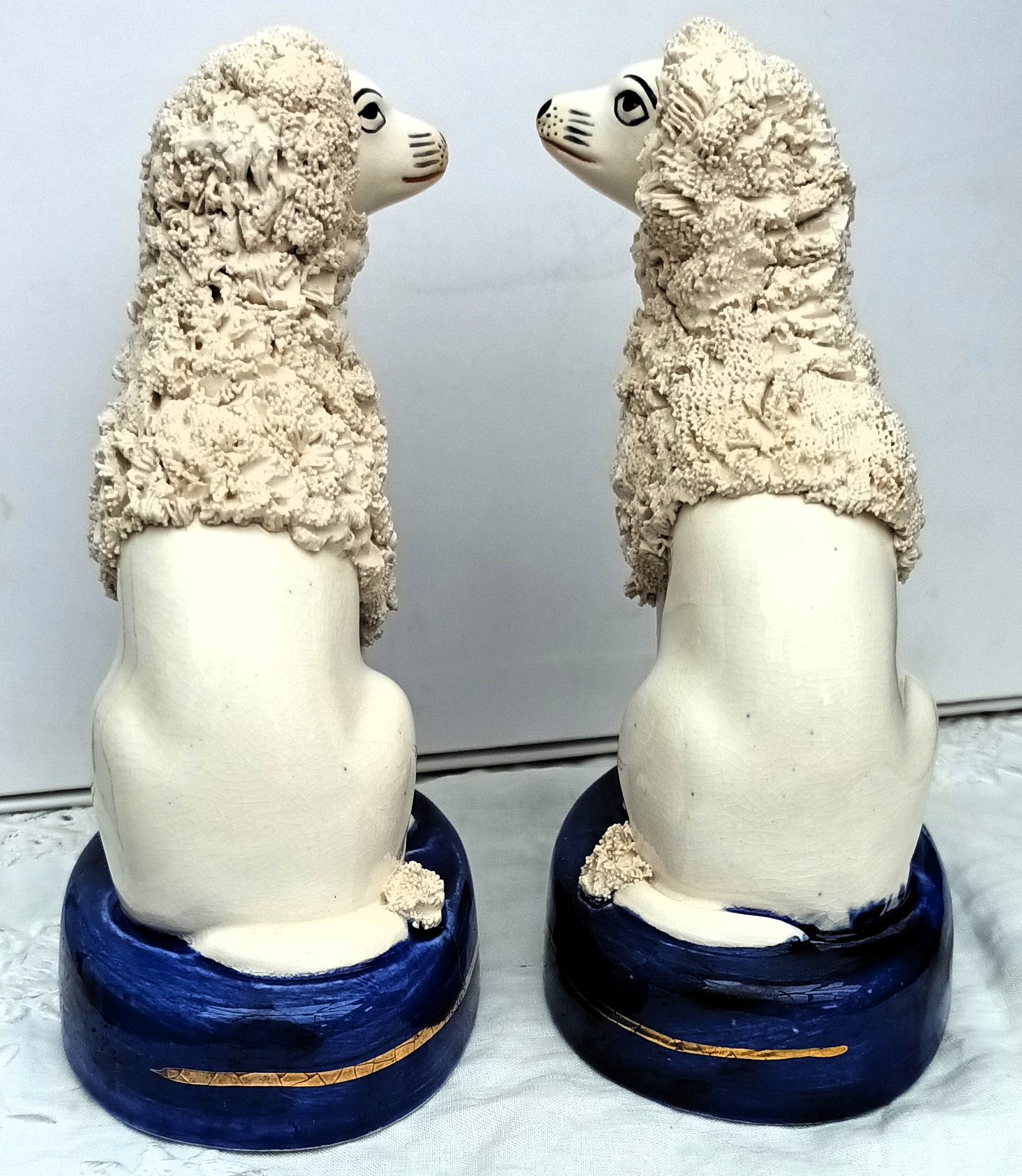 Pair of Antique English Victorian Staffordshire Seated Poodles - Image 4